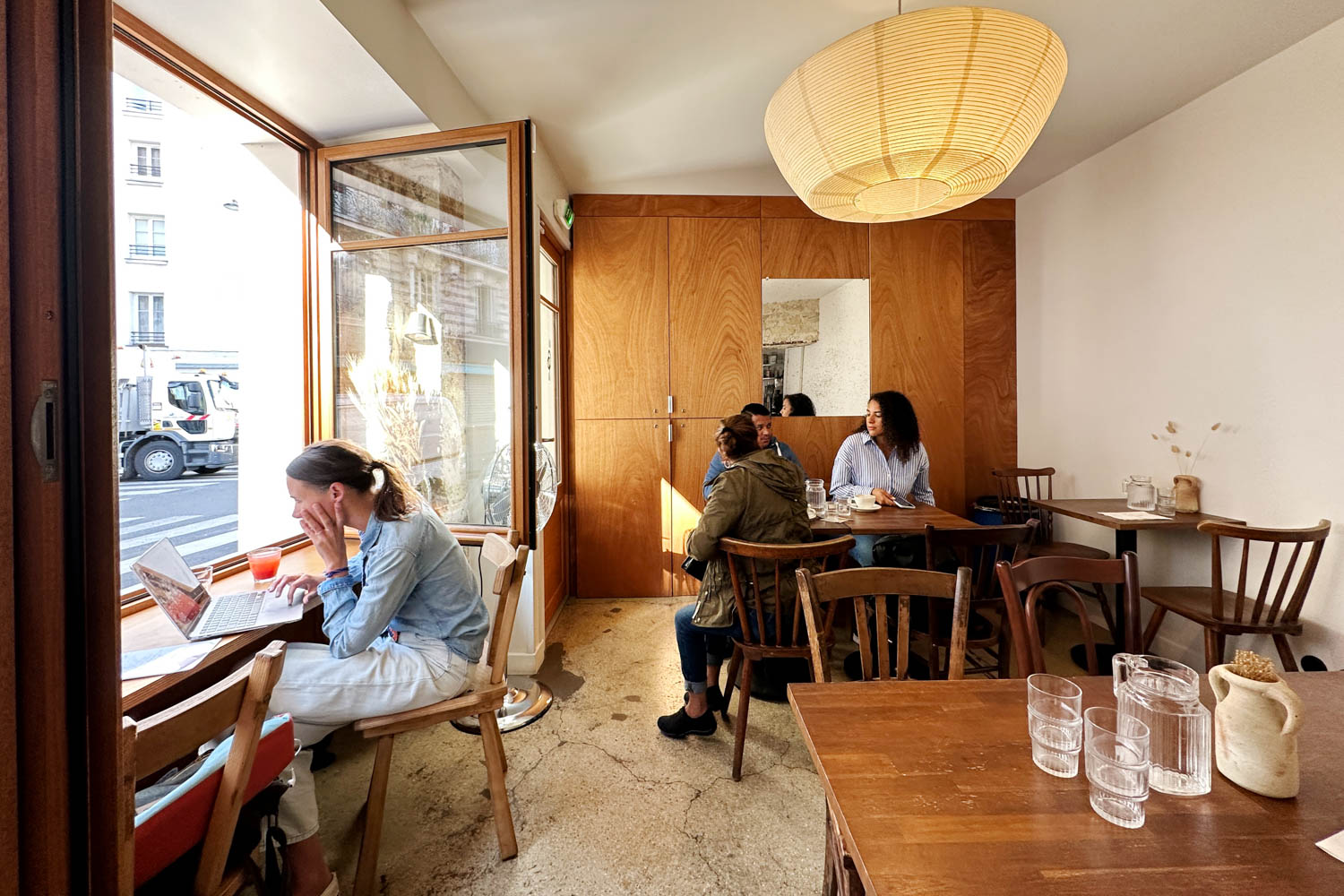 dream cafe on portage cafe