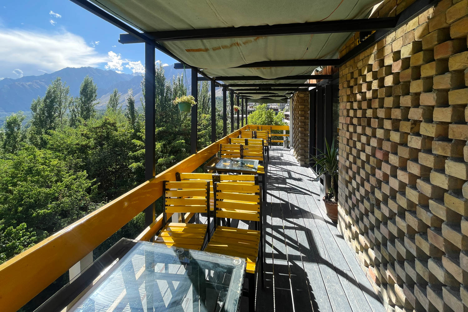 coffee shop near hunza valley mountain cup