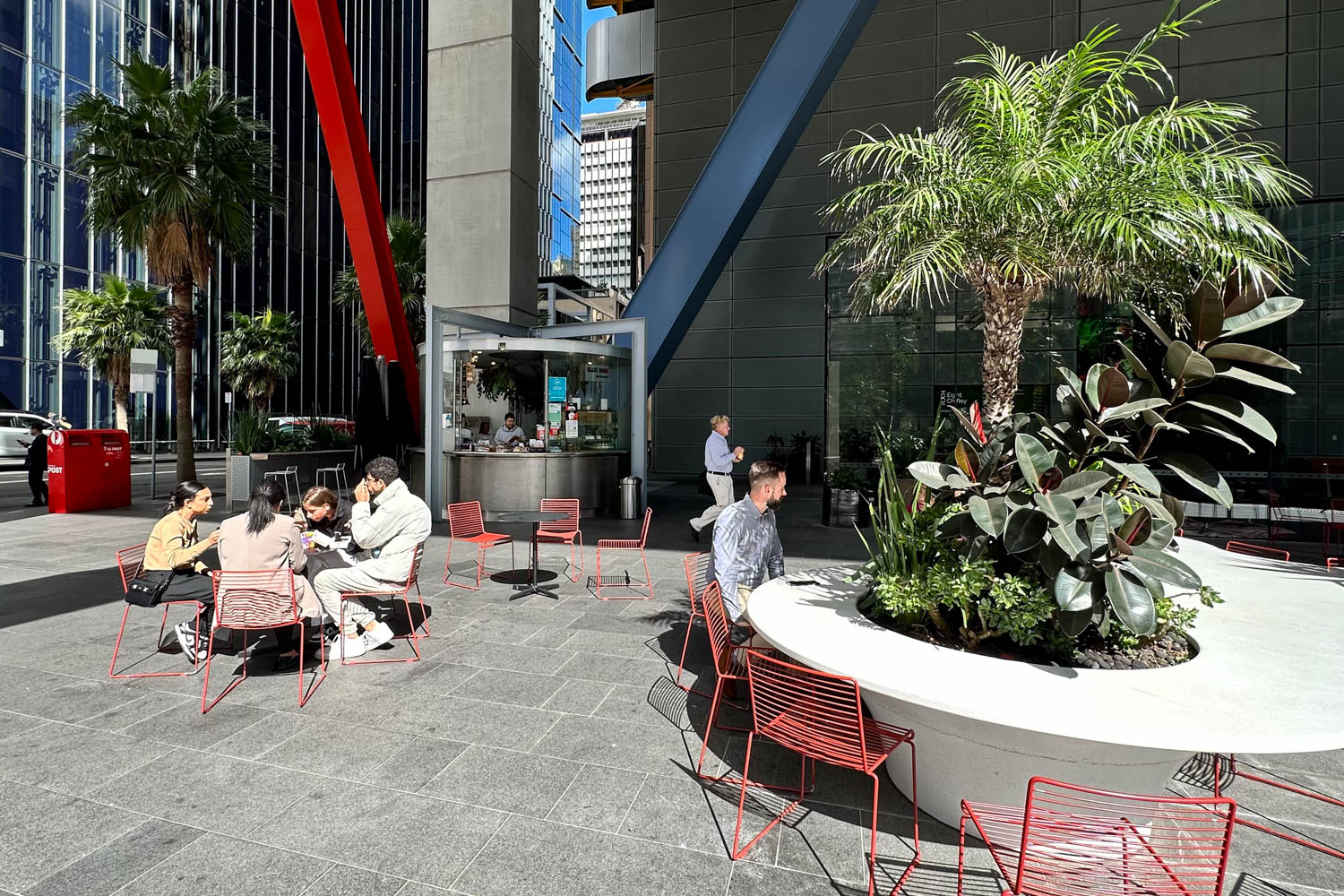 8 chifley square cafe