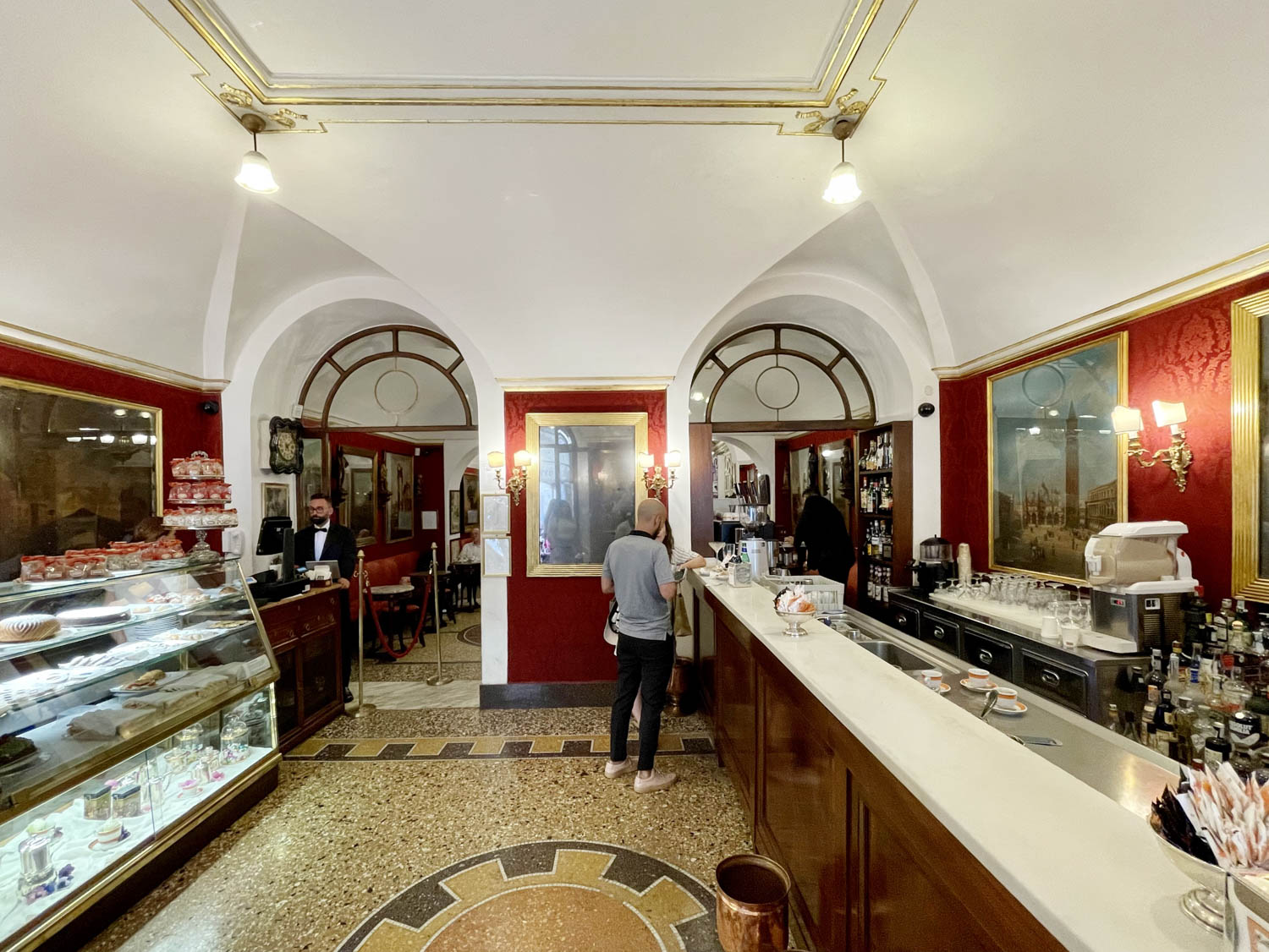 Rome Cafe / Antico Caffè Greco