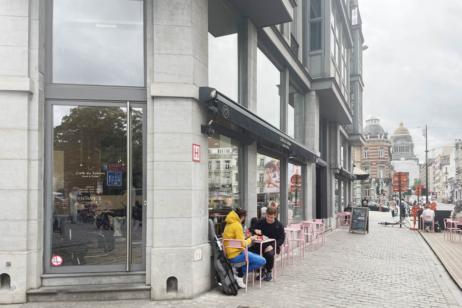 Cafe Brussels / Café du Sablon