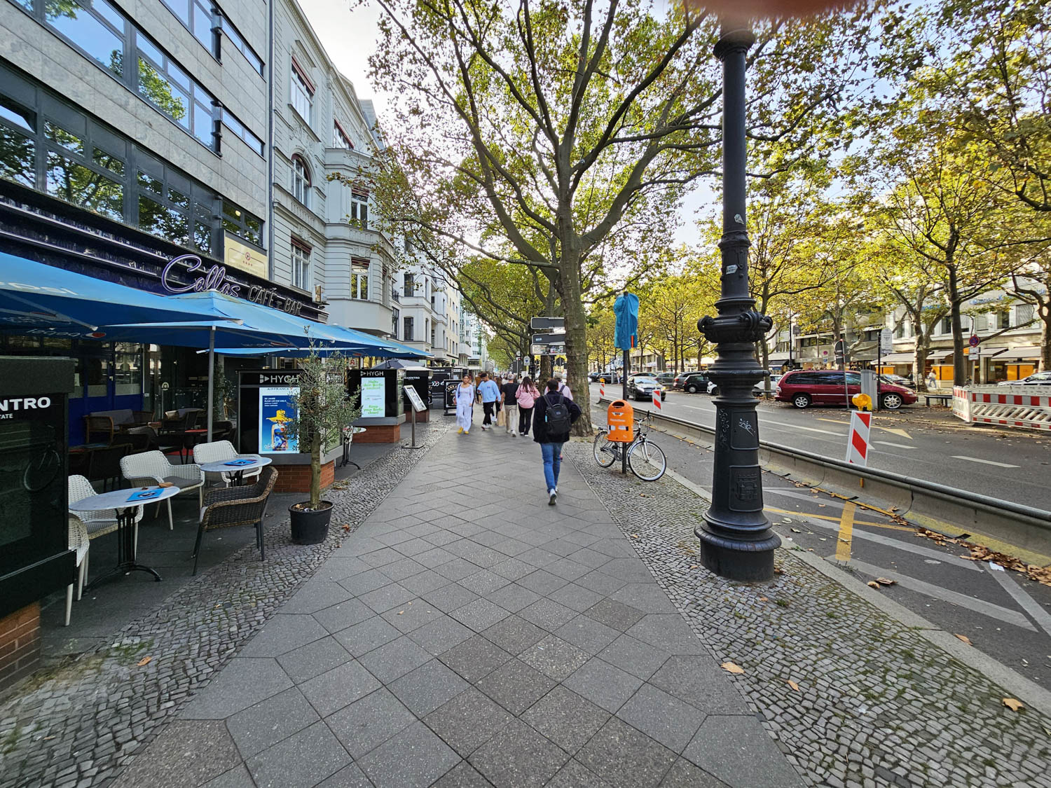 front street Best Berlin Cafes / Callas Cafe Bar