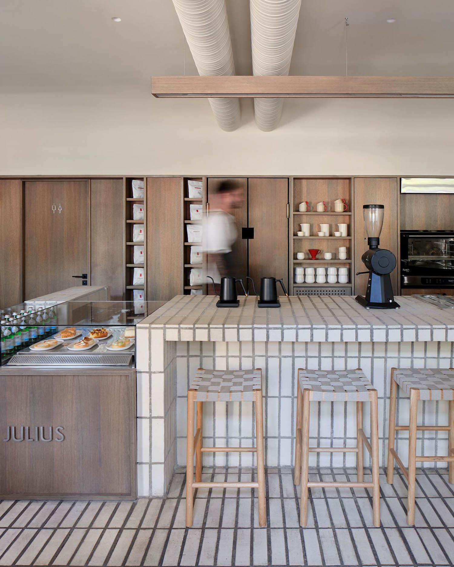 counter Kazakhstan / Julius Cafe / New Almaty Architects Workshop