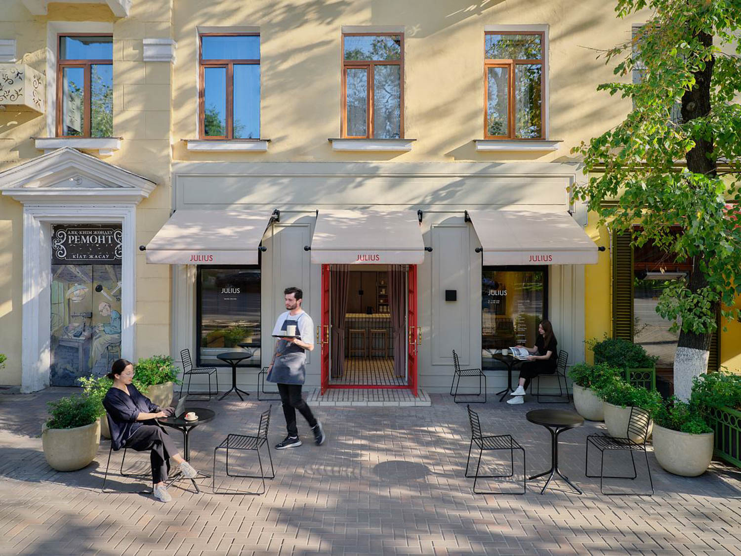 Kazakhstan / Julius Cafe / New Almaty Architects Workshop