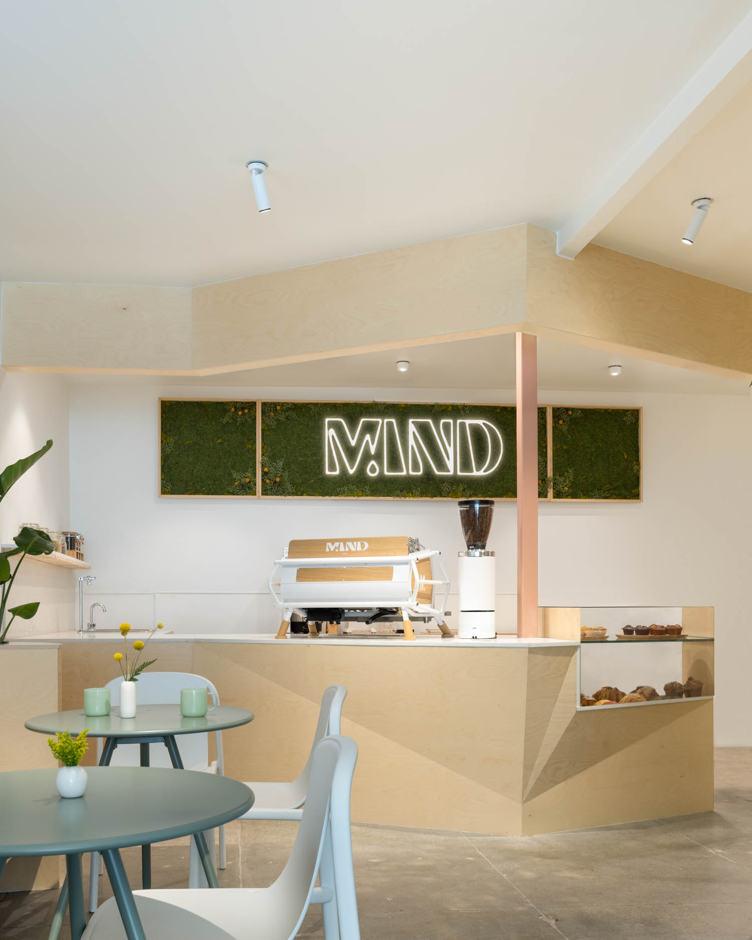 counter Best Berkeley Cafe CA / Mind Coffee / Mahyasalehistudio