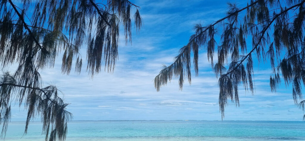 Marys Beach Cafe / Oceania Kiribati