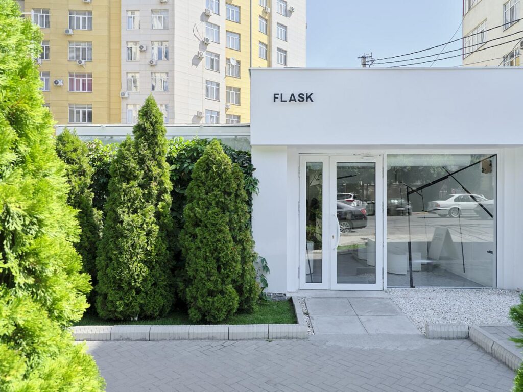 Container Cafe / Flask Coffee Shop / New Almaty Architects Workshop