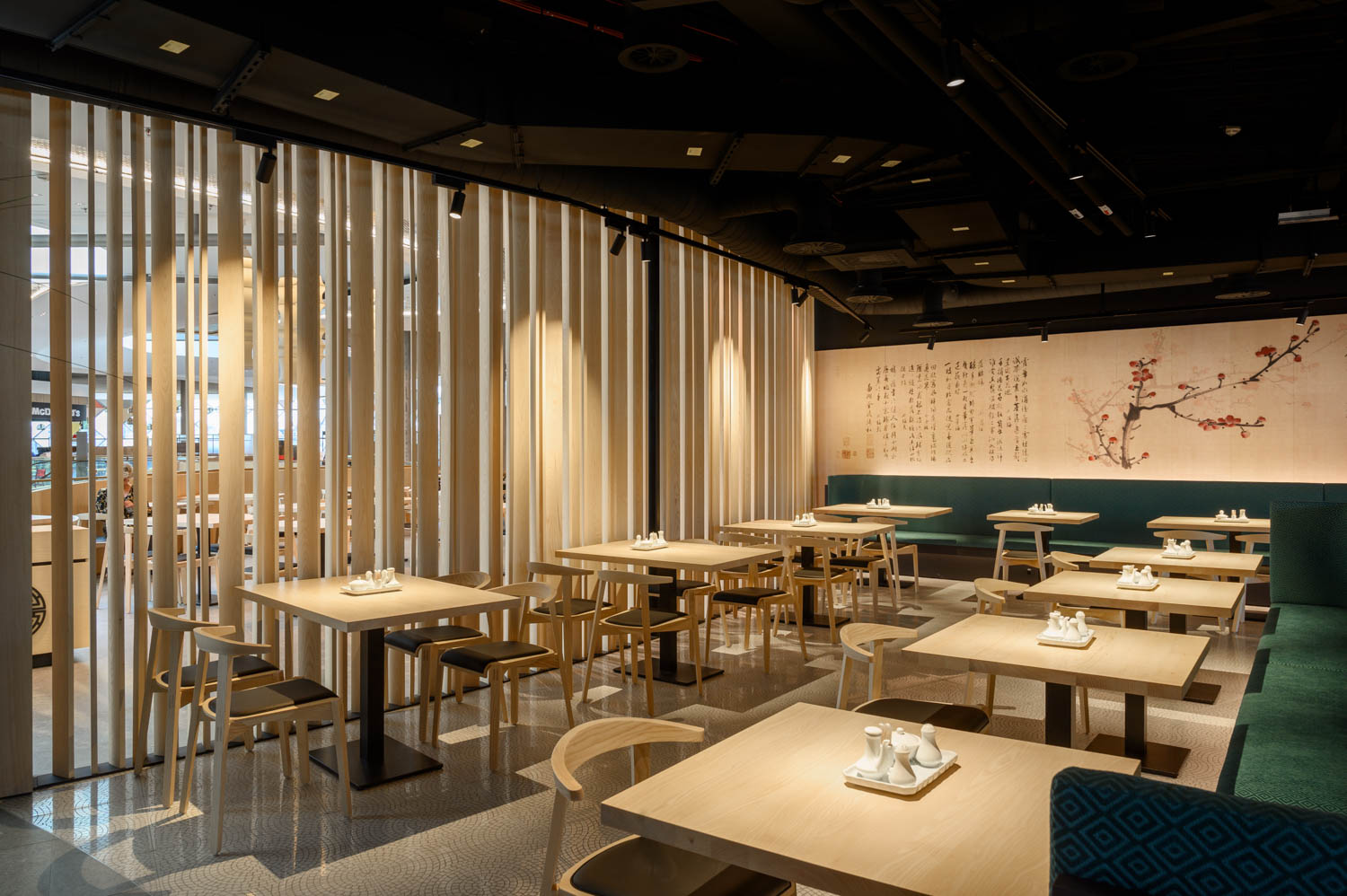 seating Han Restaurant / Slovenia / Gao Architects