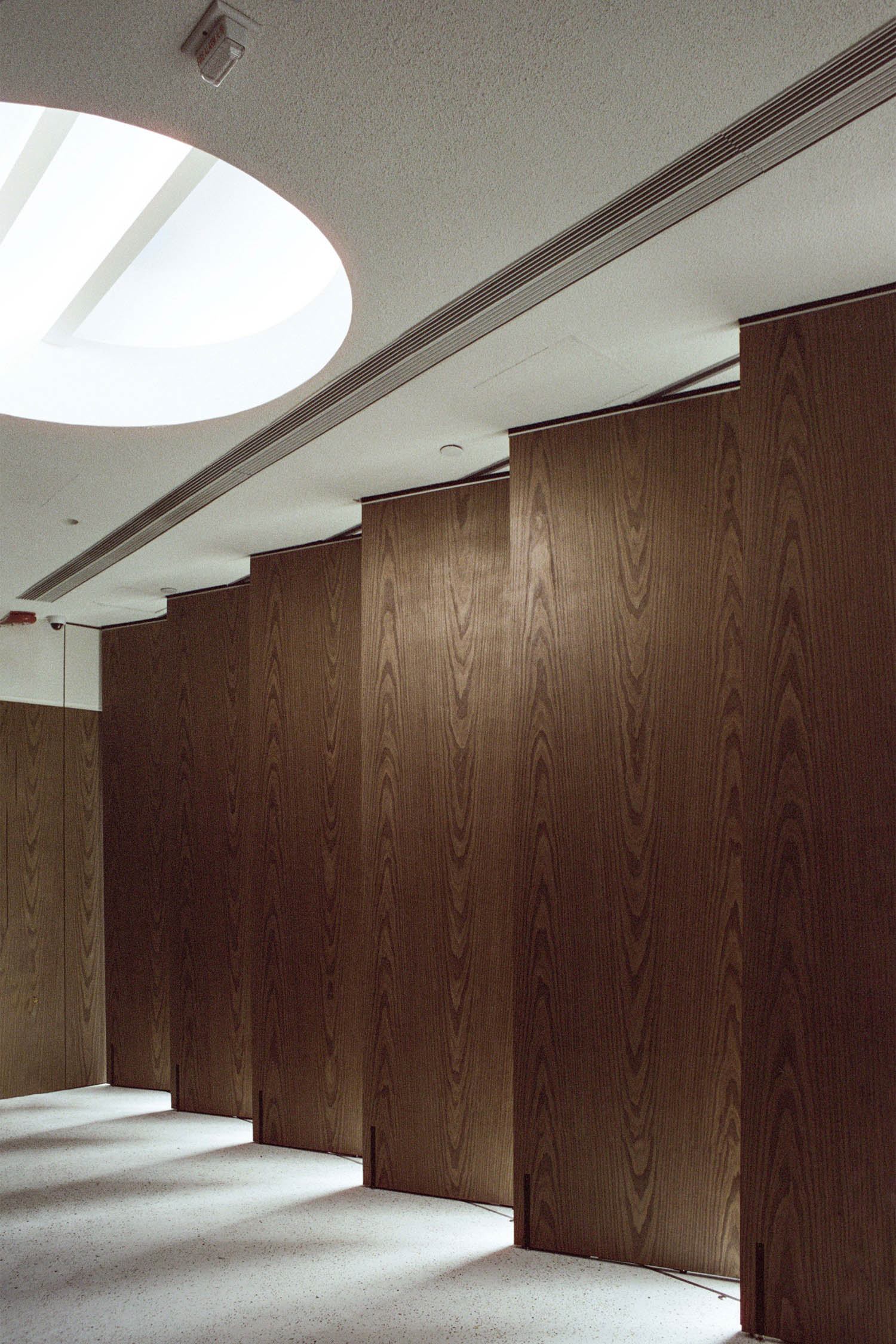 operable wall Rootdown / Hong Kong / Beams Creative