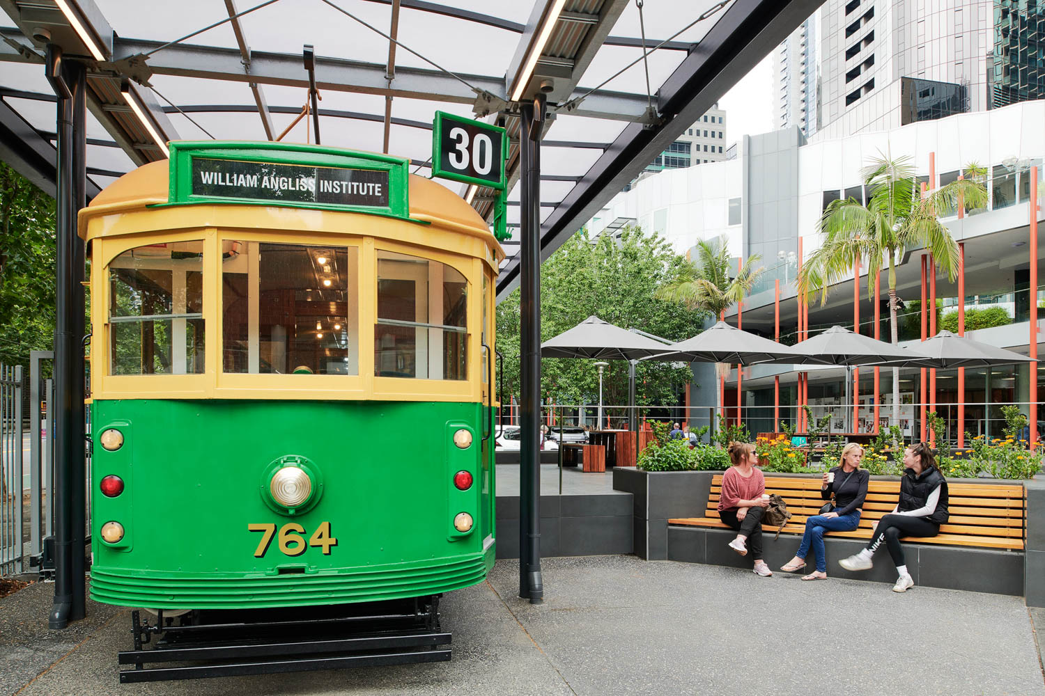 seating area William Angliss Tram Cafe / Melbourne / Gray Puksand