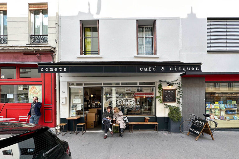 04 cafe de paris comets cafe 02 768x512