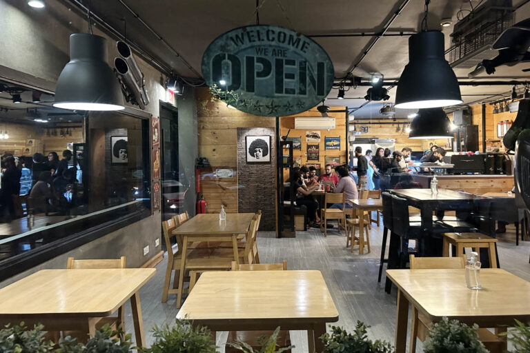 04 coffee shops in islamabad Burning Brownie 01 768x512