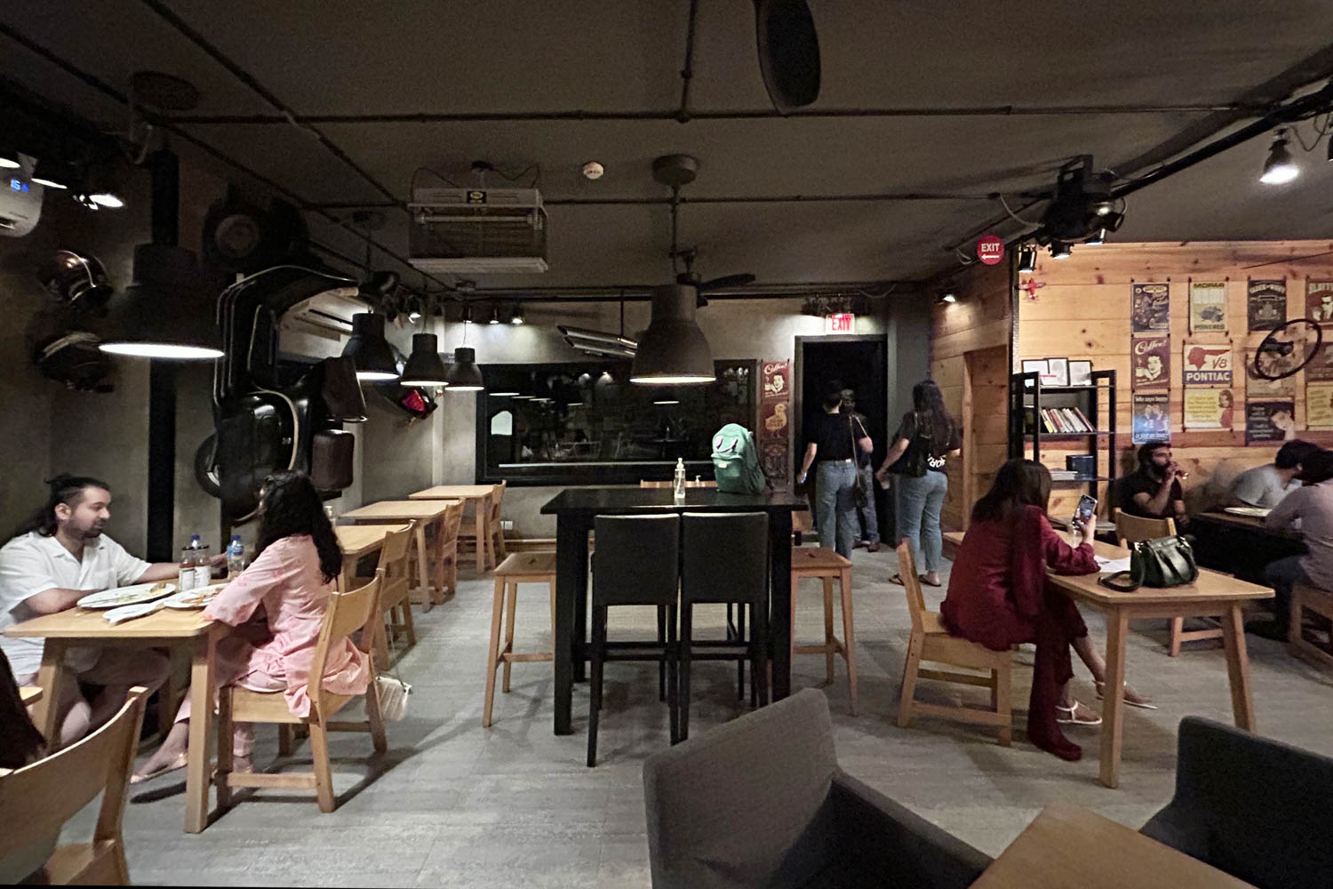 04 coffee shops in islamabad Burning Brownie 04