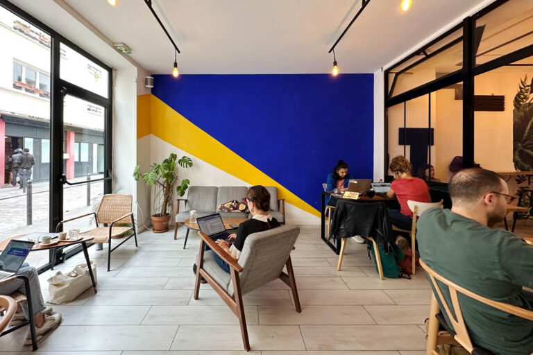 04 paris coffee shop nomade cafe 03 768x512