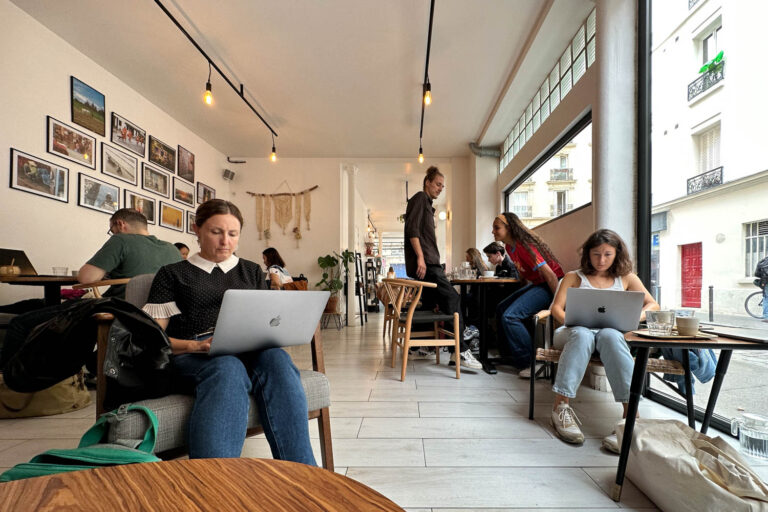 04 paris coffee shop nomade cafe 04 768x512
