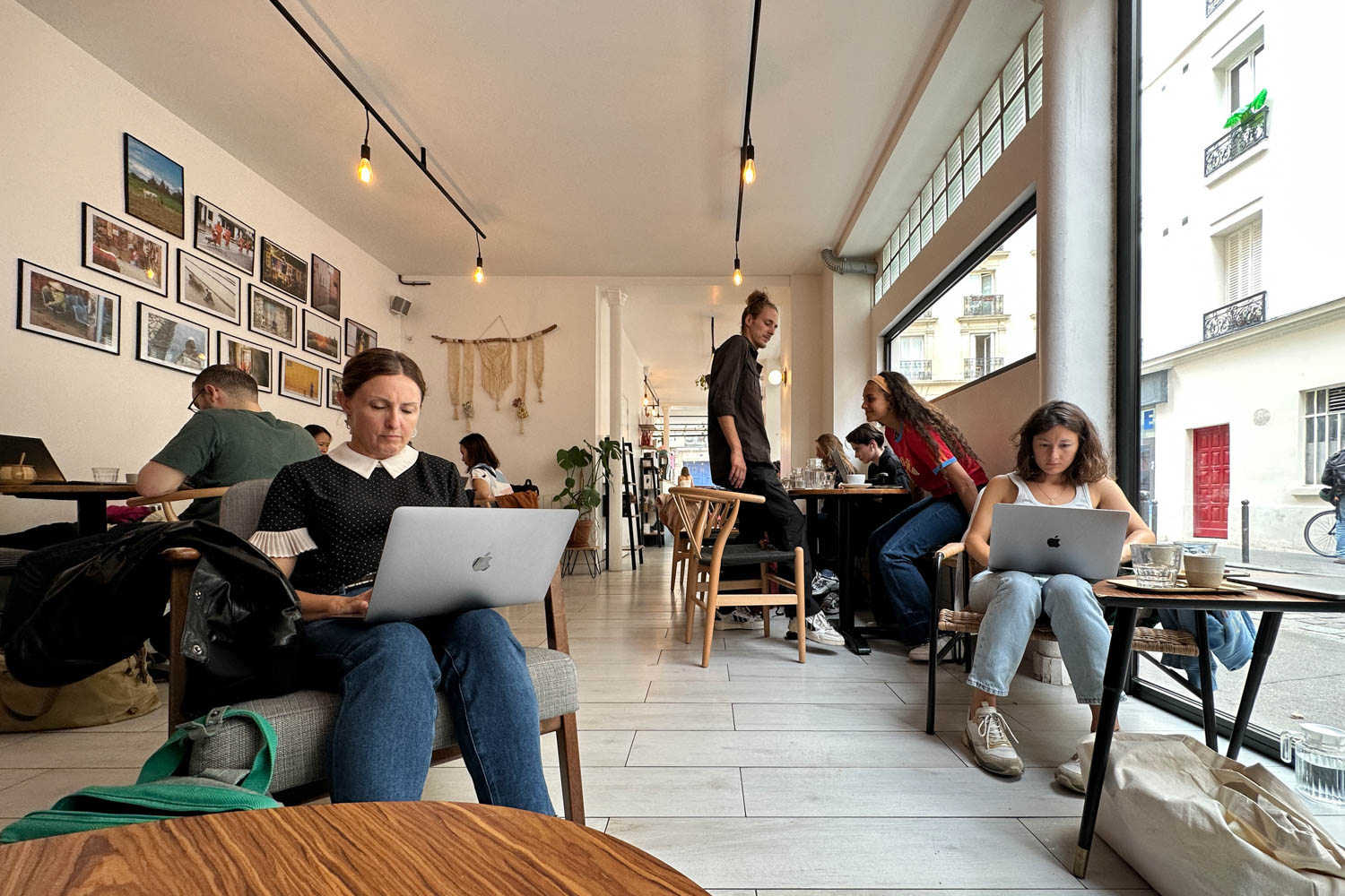 04 paris coffee shop nomade cafe 04