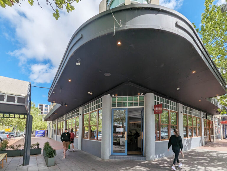 104 Dickson Cafe High rd 01 768x578