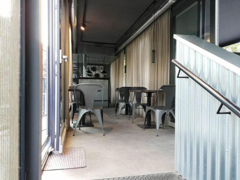 105 Prague Best Cafes Cafe Kontejner 03 768x576