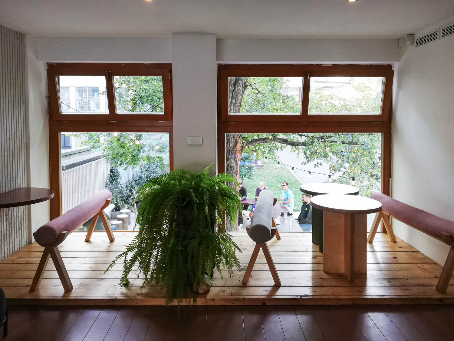 106 Best Cafes in Prague Golden Egg Cafe 02