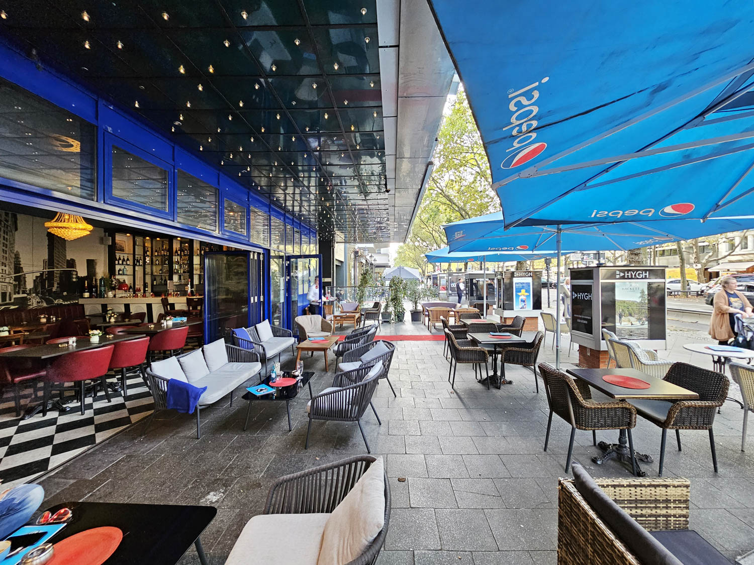 109 Best Berlin Cafes Callas Cafe Bar 03