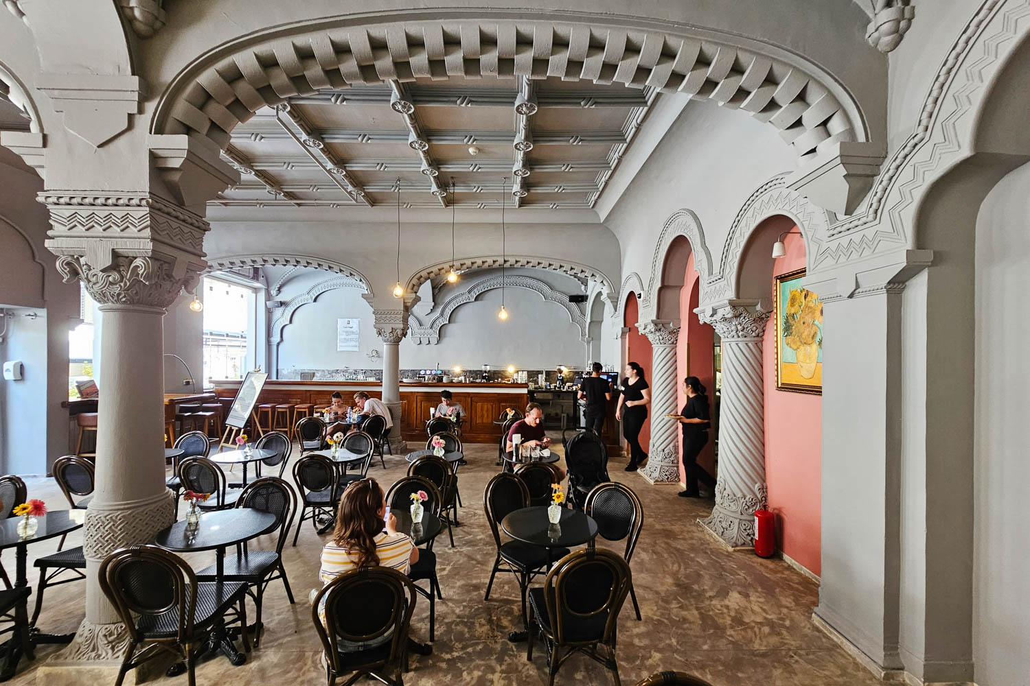11 coffee shop bucharest van gogh 04