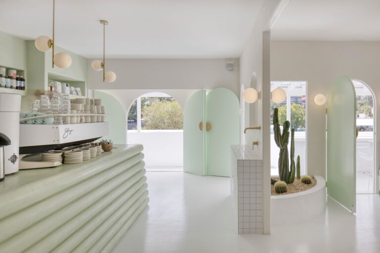 113 Gold Coast Burleigh Cafes Palm Springs Burleigh 01 768x512