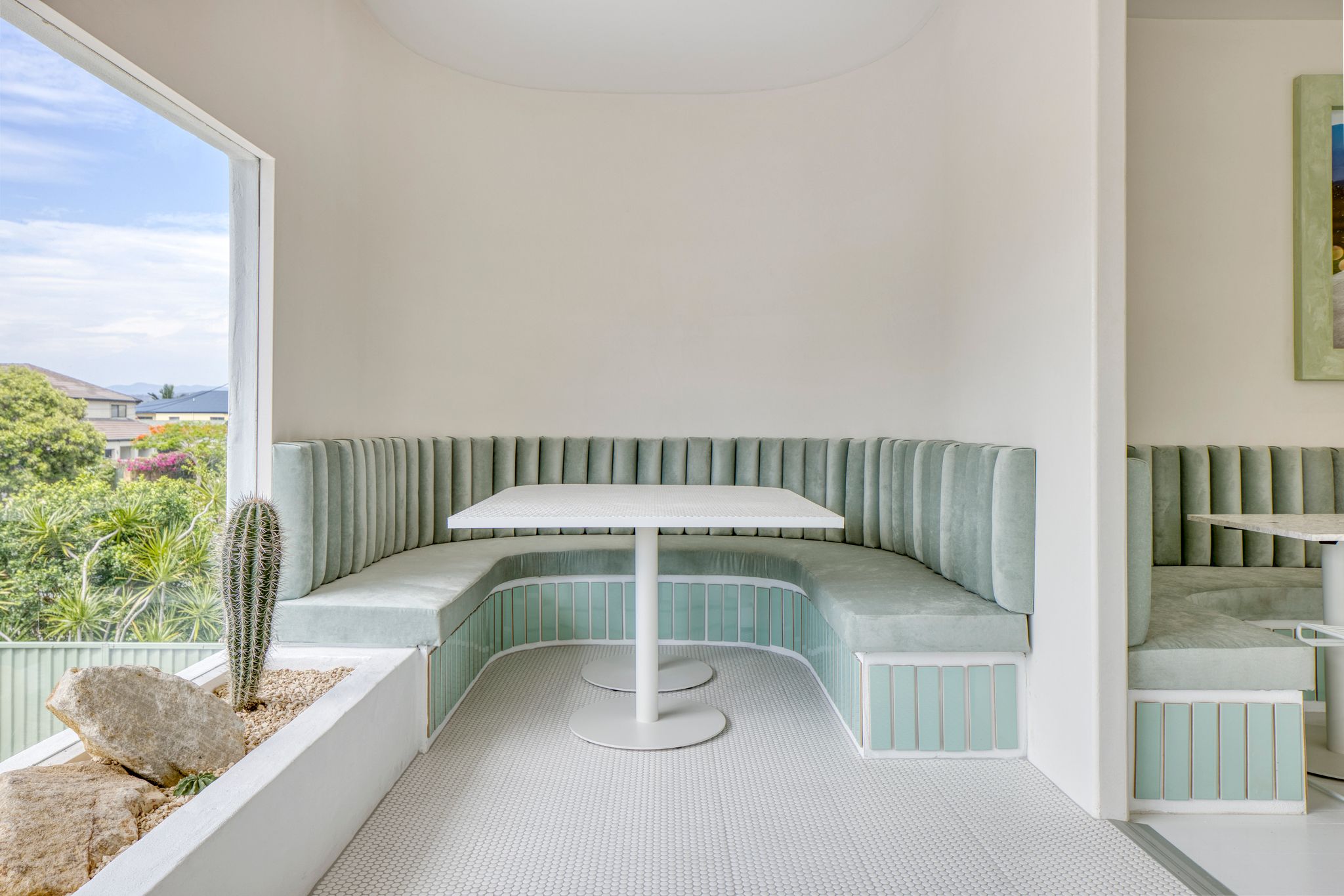 113 Gold Coast Burleigh Cafes Palm Springs Burleigh 02