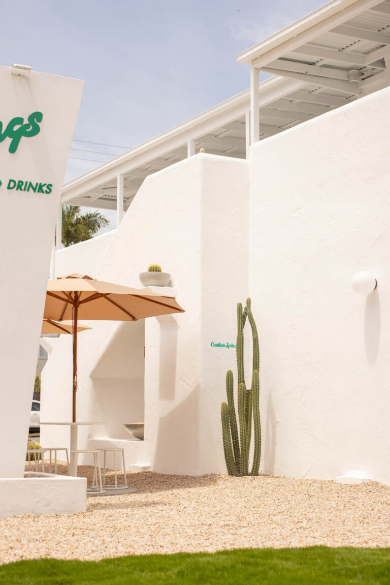 113 Gold Coast Burleigh Cafes Palm Springs Burleigh 03 768x1151