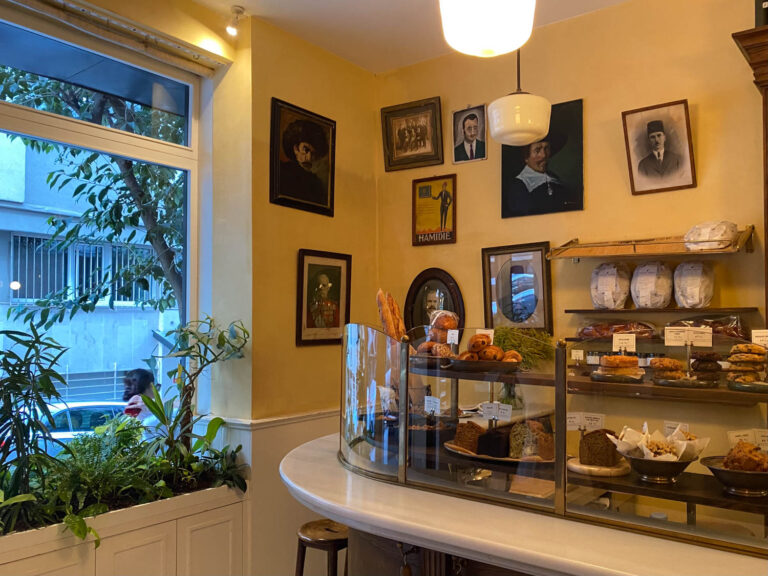 12istanbul cafe Petra Coffeebar AD 03 768x576