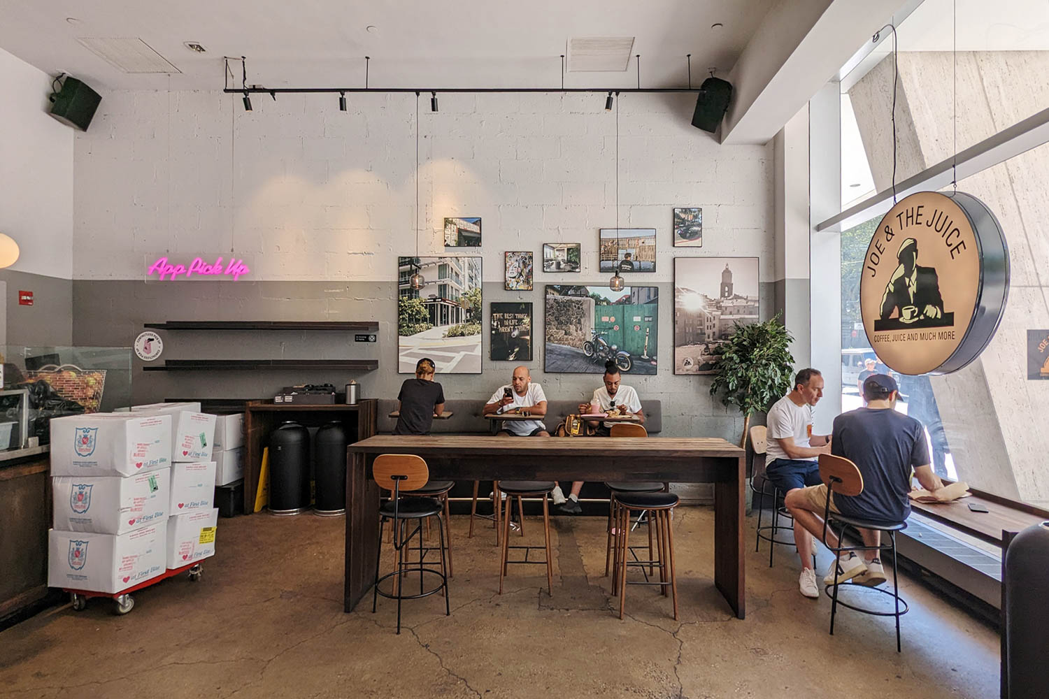 13 best coffee nyc Joe the juice 03