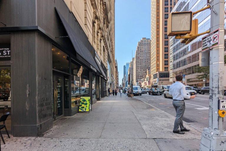 13 cafe new york Danish bakery 01 768x513