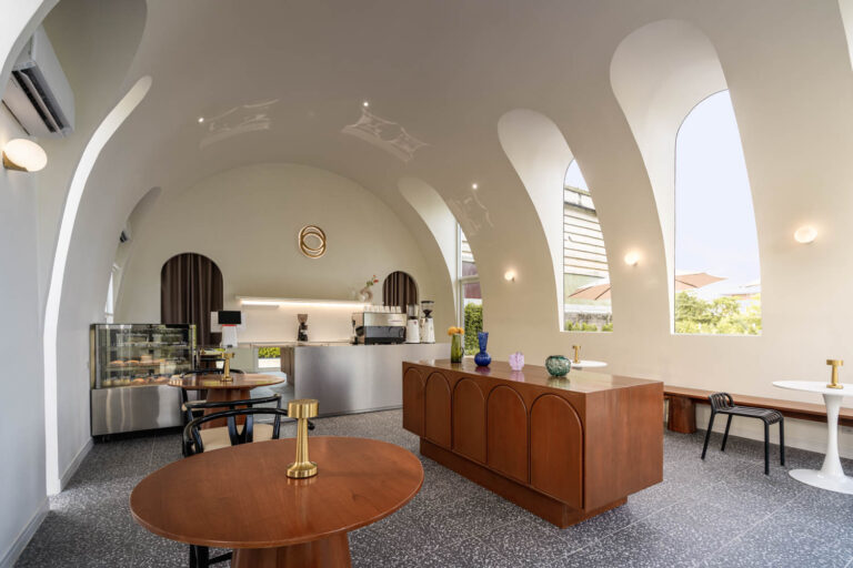 137 Art Cafe Bound Cafe Anatomy Architecture 02 768x512