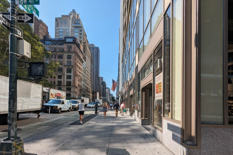 13new york cafe pret a manger near me 01 768x512