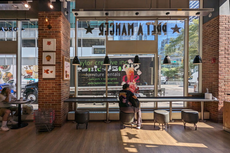 13new york cafe pret a manger near me 04 768x512