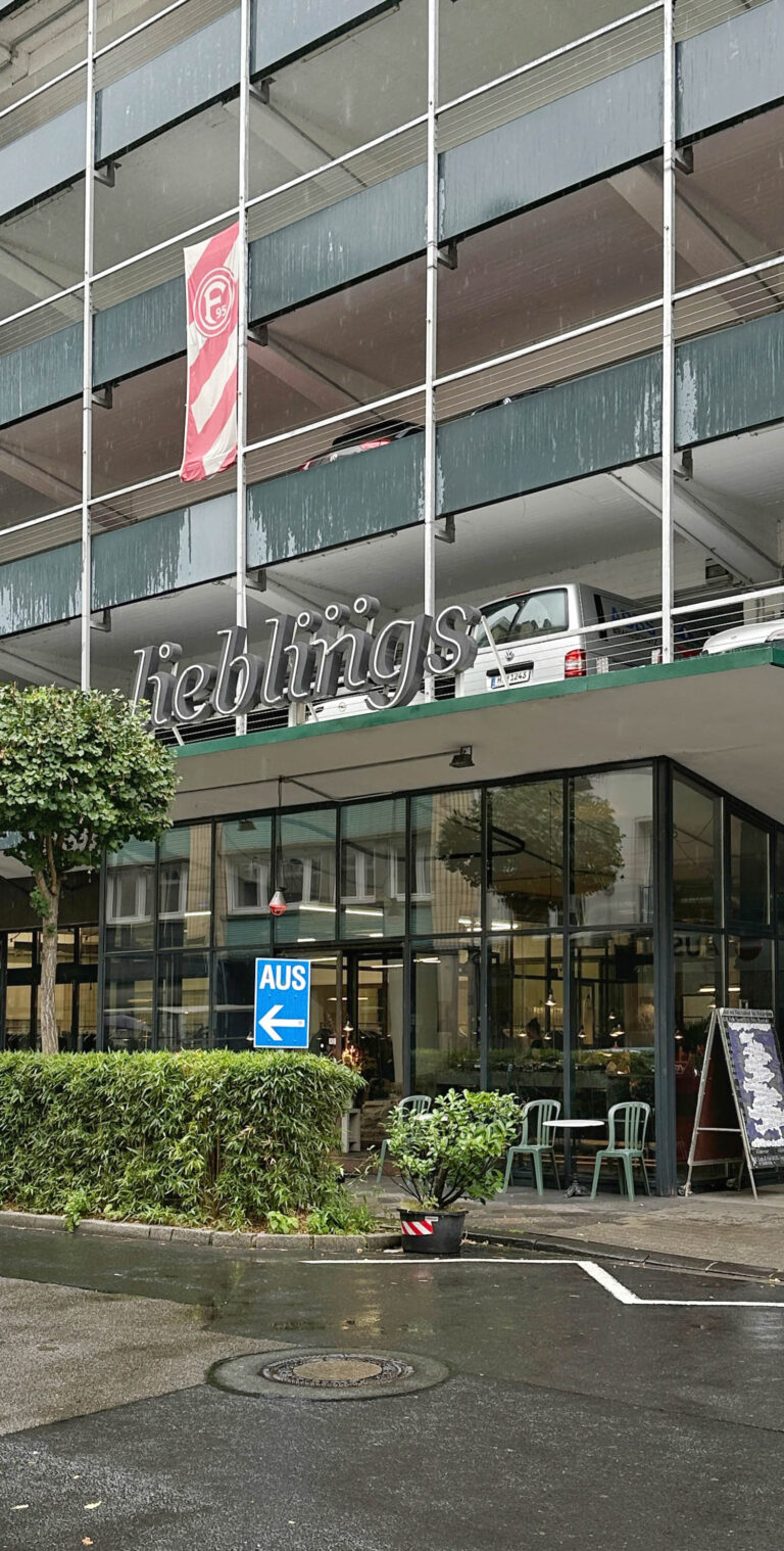 14 velvet cafe near me 01 768x1518