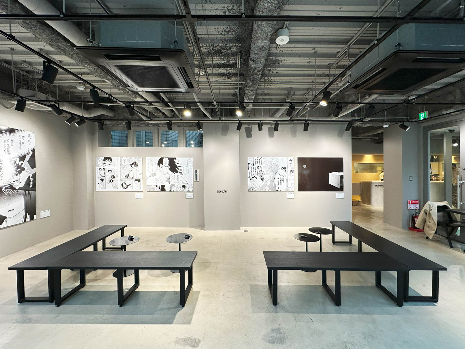 174 The Unknown Gallery Cafe Harajuku 03