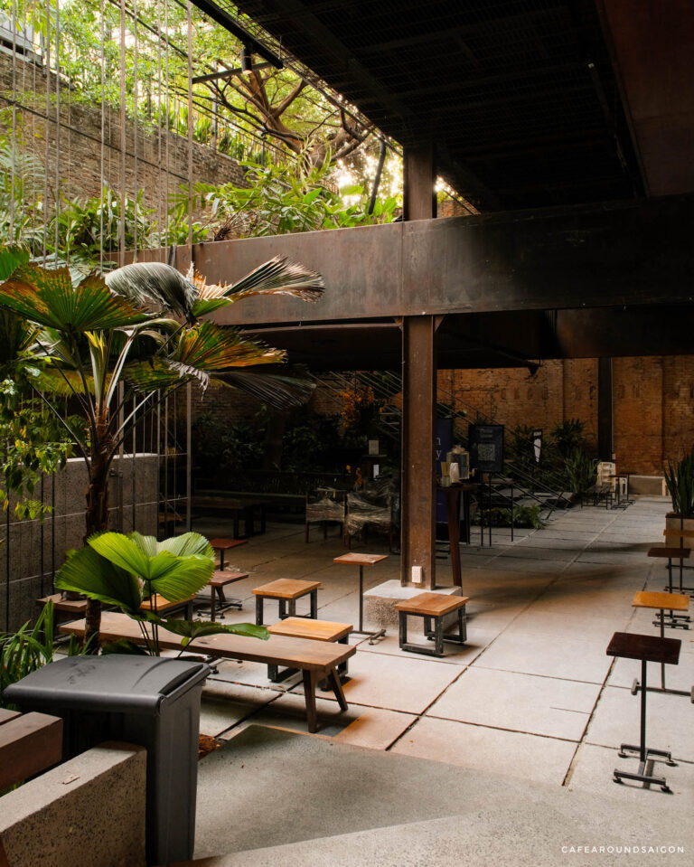 188 About Life Coffee Brewers Cafes around Saigon 04 768x959