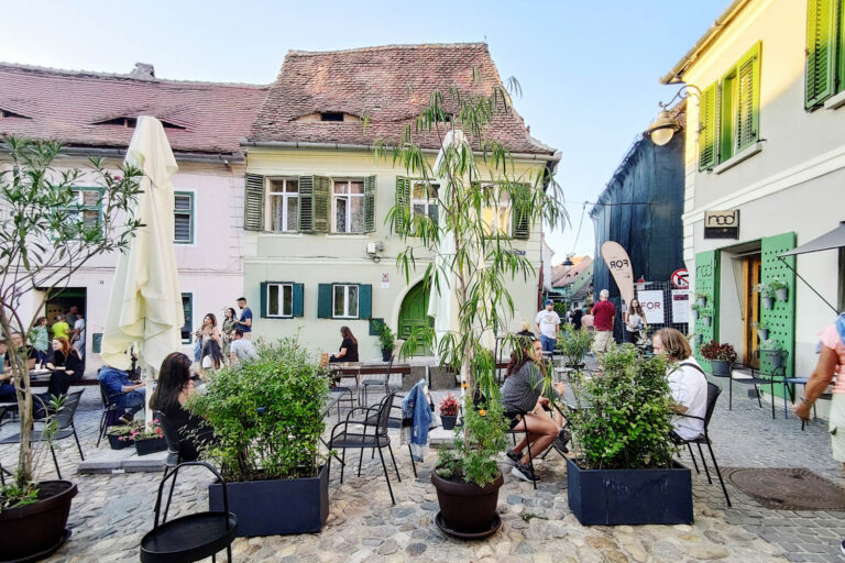 19 coffee shop sibiu NOD Prajitoria de cafea 04 768x512