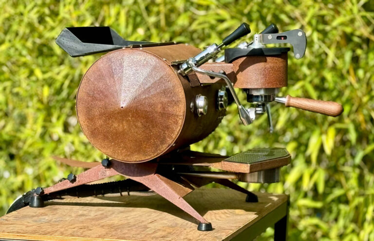 190 La Nettuno Espresso Coffee Machine 01 768x495