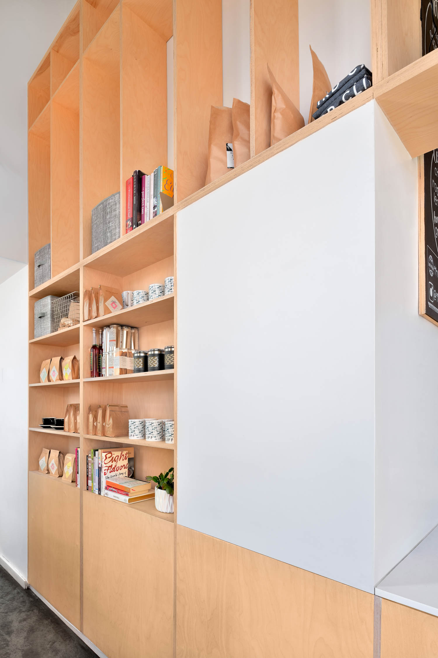 205 Third Cliff Bakery 02