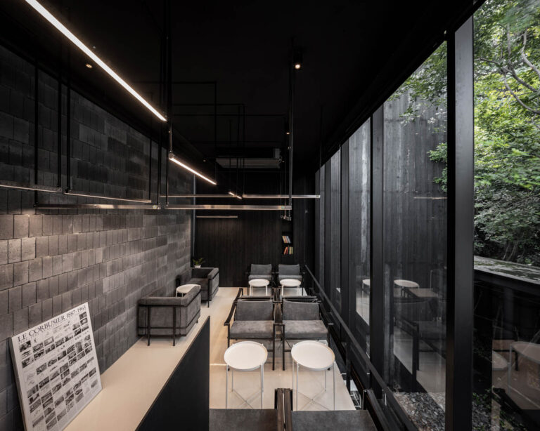 216 Modernism Cafe Idin 03 768x614