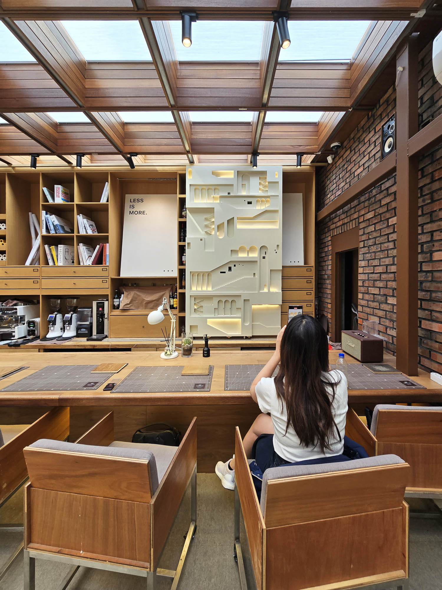 221 Foreplan Cafe Seoul Demas Rusli 07