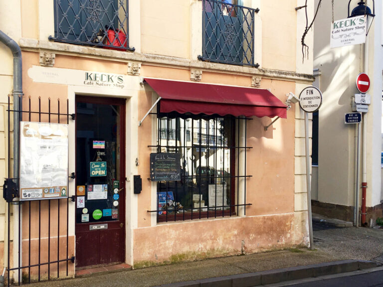 222 Keck Cafe nature Shop Keck Cafe Nature Shop Vieux Vichy France 02 768x576