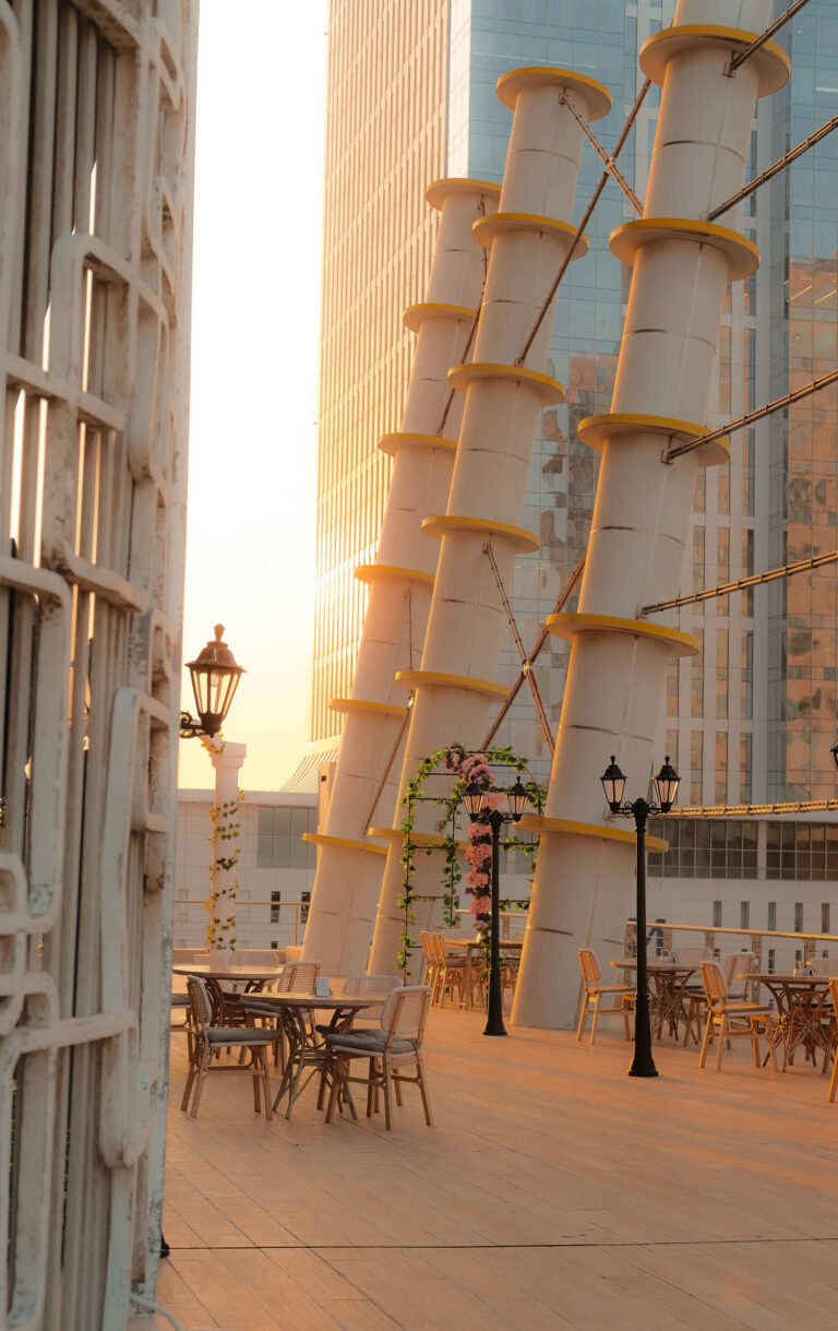 241 Laura Cafe Doha Qatar 03 768x1219