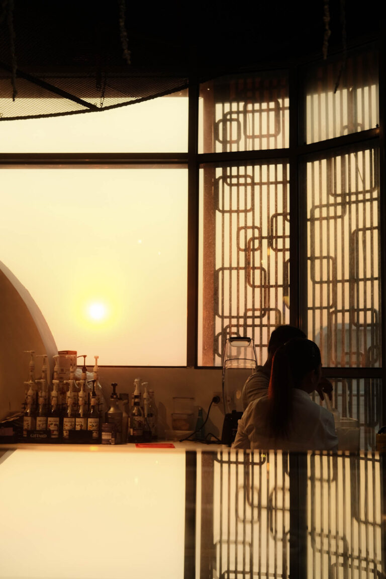 241 Laura Cafe Doha Qatar 05 768x1152