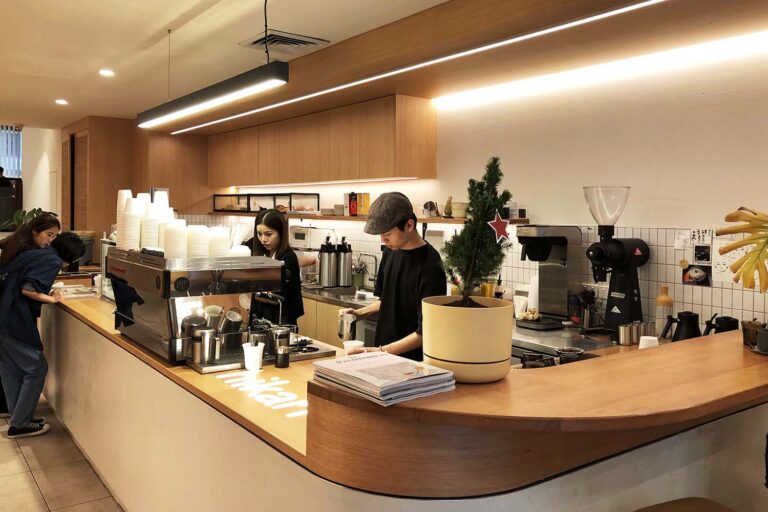 28 japanese cafe melbourne cbd hikari 3 768x512