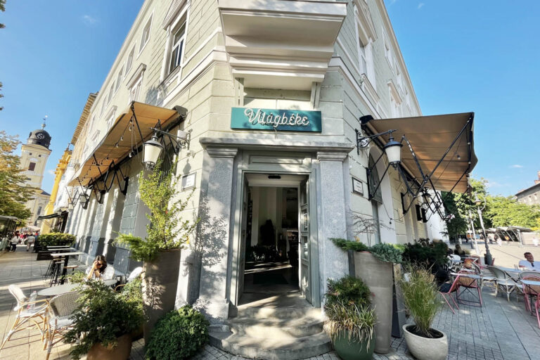 30 debrecen pkv coffee shop 01 768x512