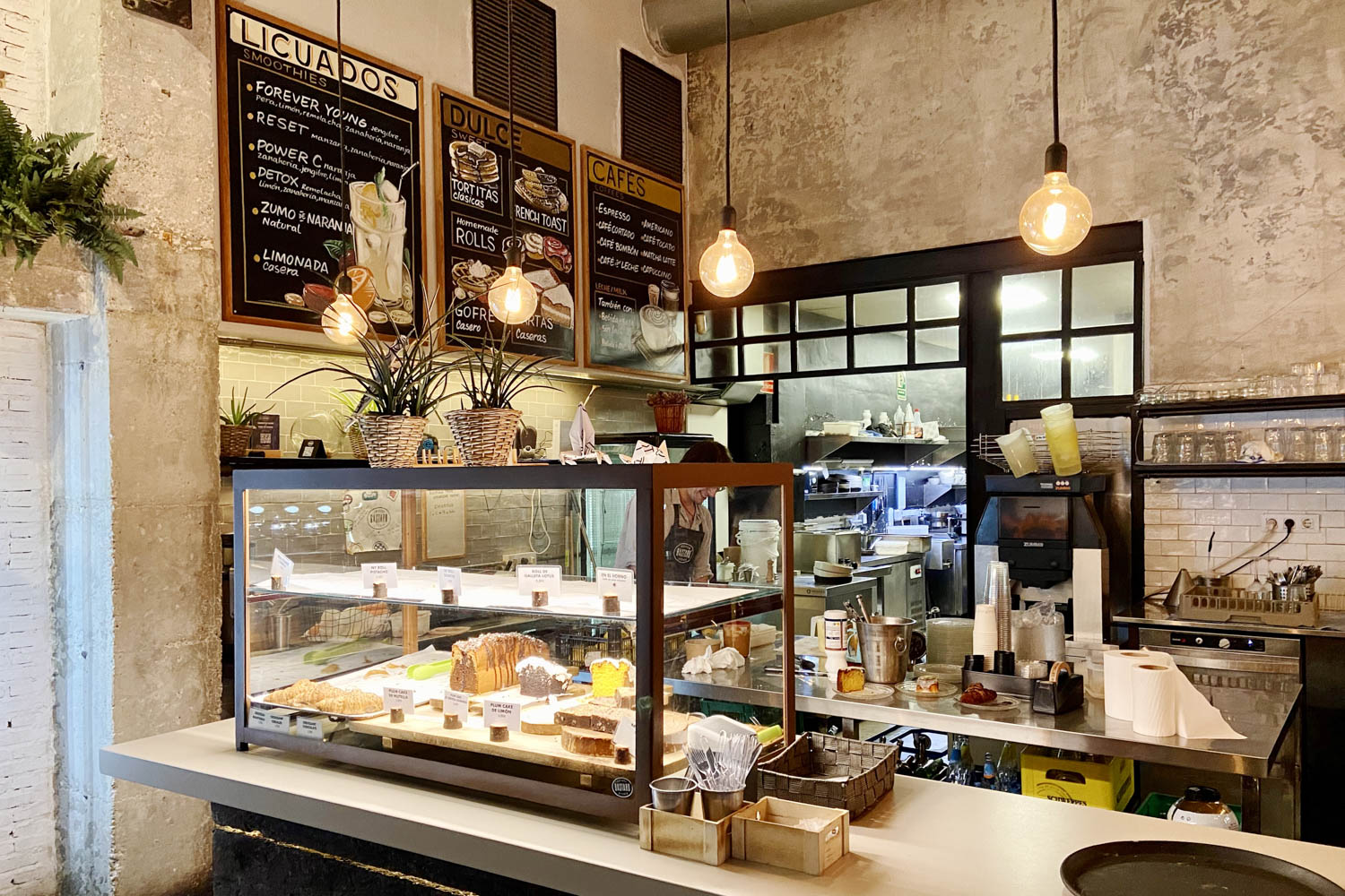 31 cafe valencia Bastard Coffee shop 03