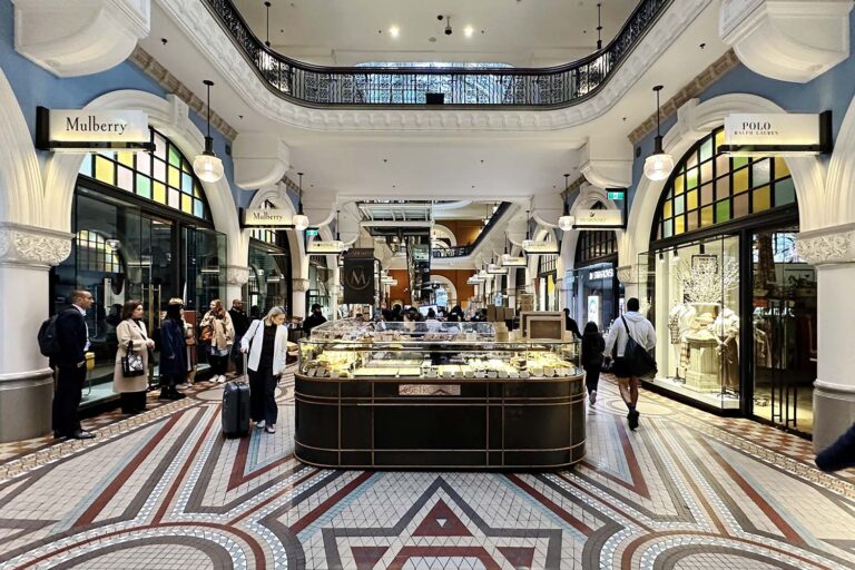 36 qvb cafe metropole qvb 1 768x512