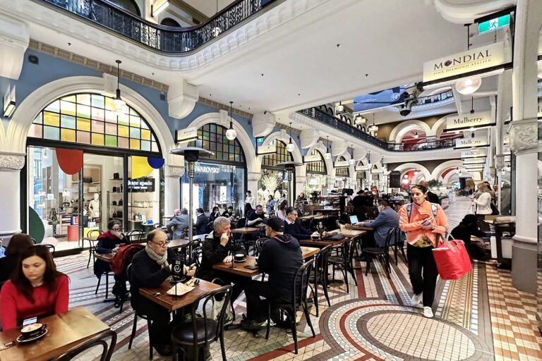 36 qvb cafe metropole qvb 3 768x512